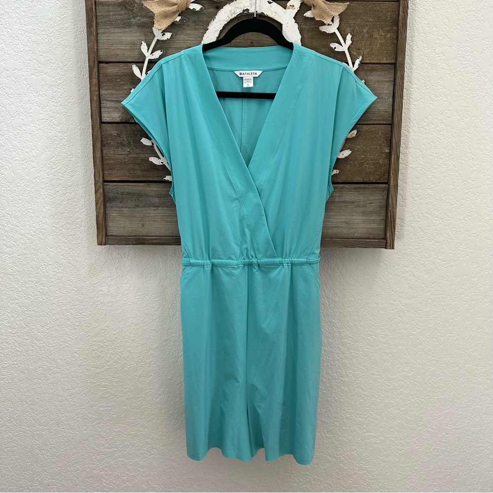 Athleta Marlow romper green/blue ladies size Large
